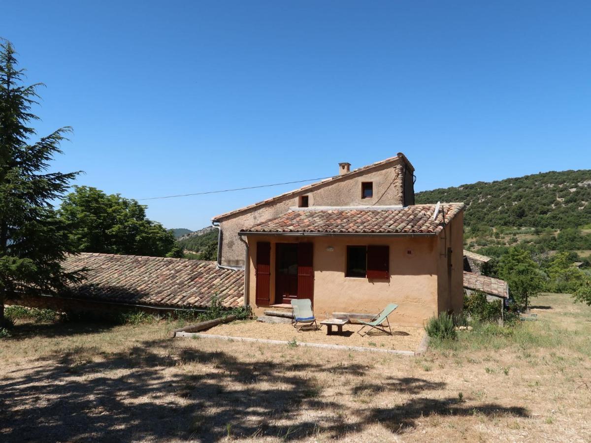Holiday Home Le Puits Du Geai-2 Saint-Saturnin-d'Apt Bagian luar foto
